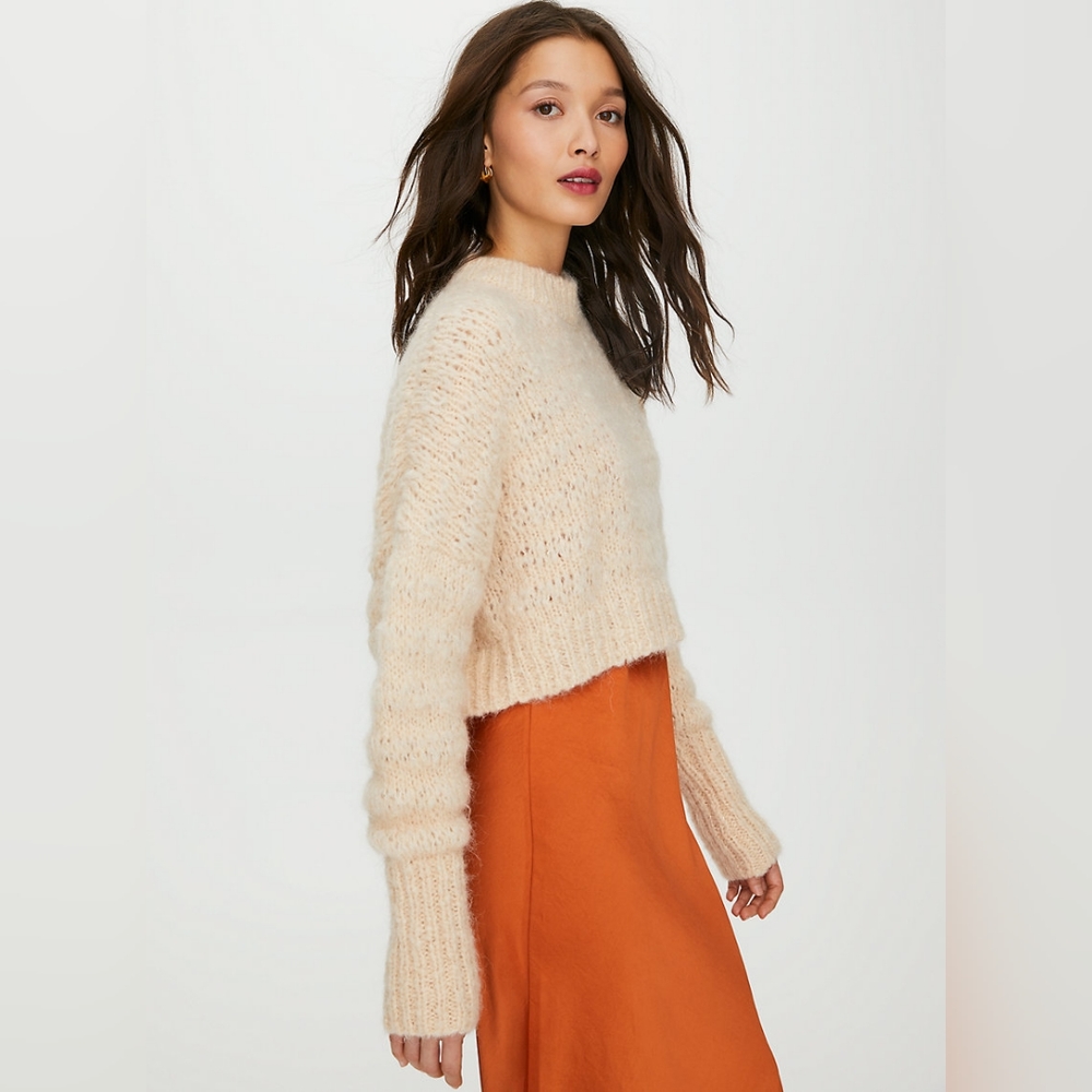 Wilfred // Lune Alpaca Sweater in Giselle Medium